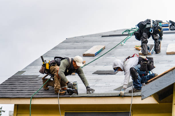 Professional Gutter Installation technician working in Winchester, OH